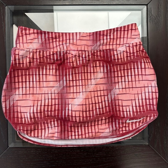 **NIKE* Pink x Red Dri-Fit Activewear Skort Size Small - Picture 1 of 7